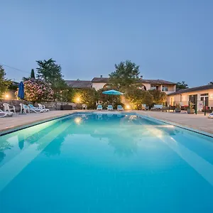 Hotel Le Clos Des Bruyeres, Vallon-Pont-dʼArc